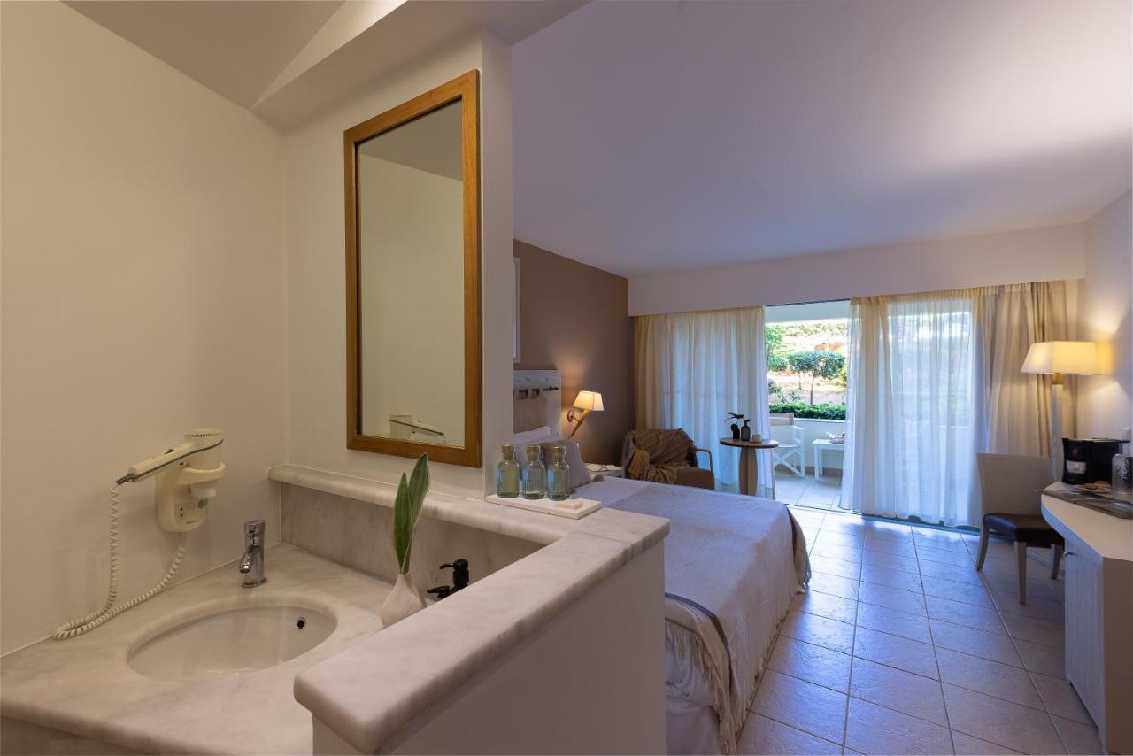 Economy Double or Twin Room
